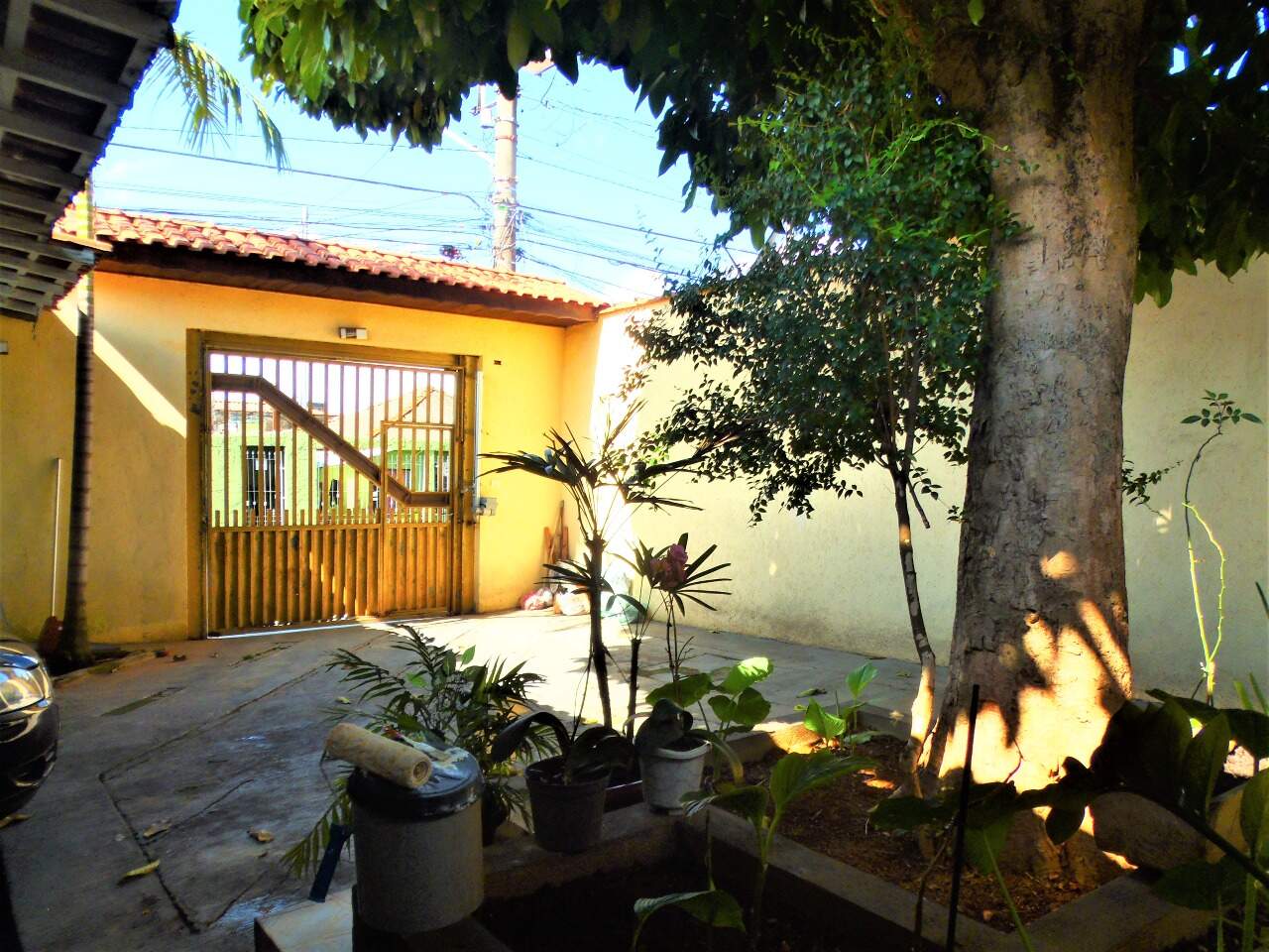 Quintal/garagem