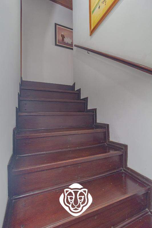 Escada de acesso Casa I