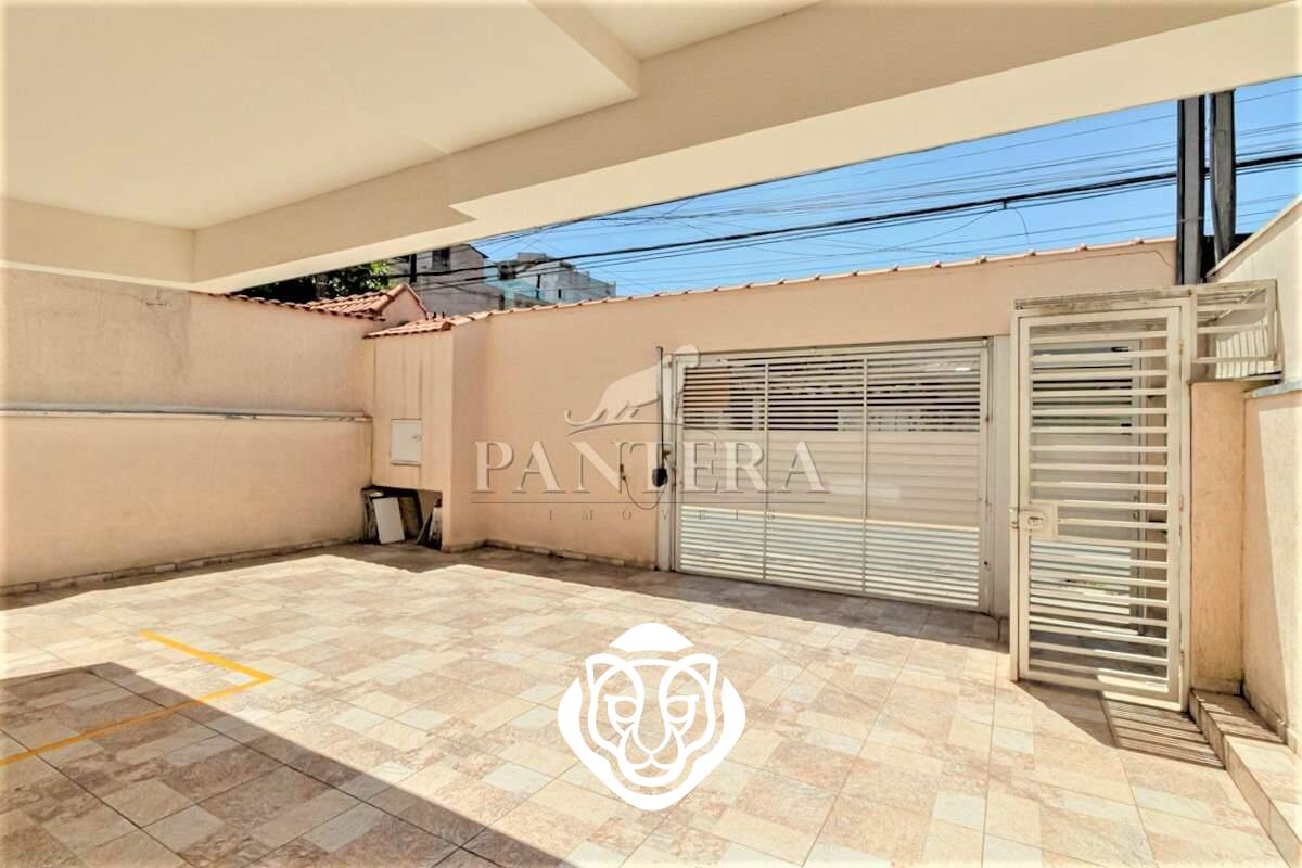 Entrada social e veículo 