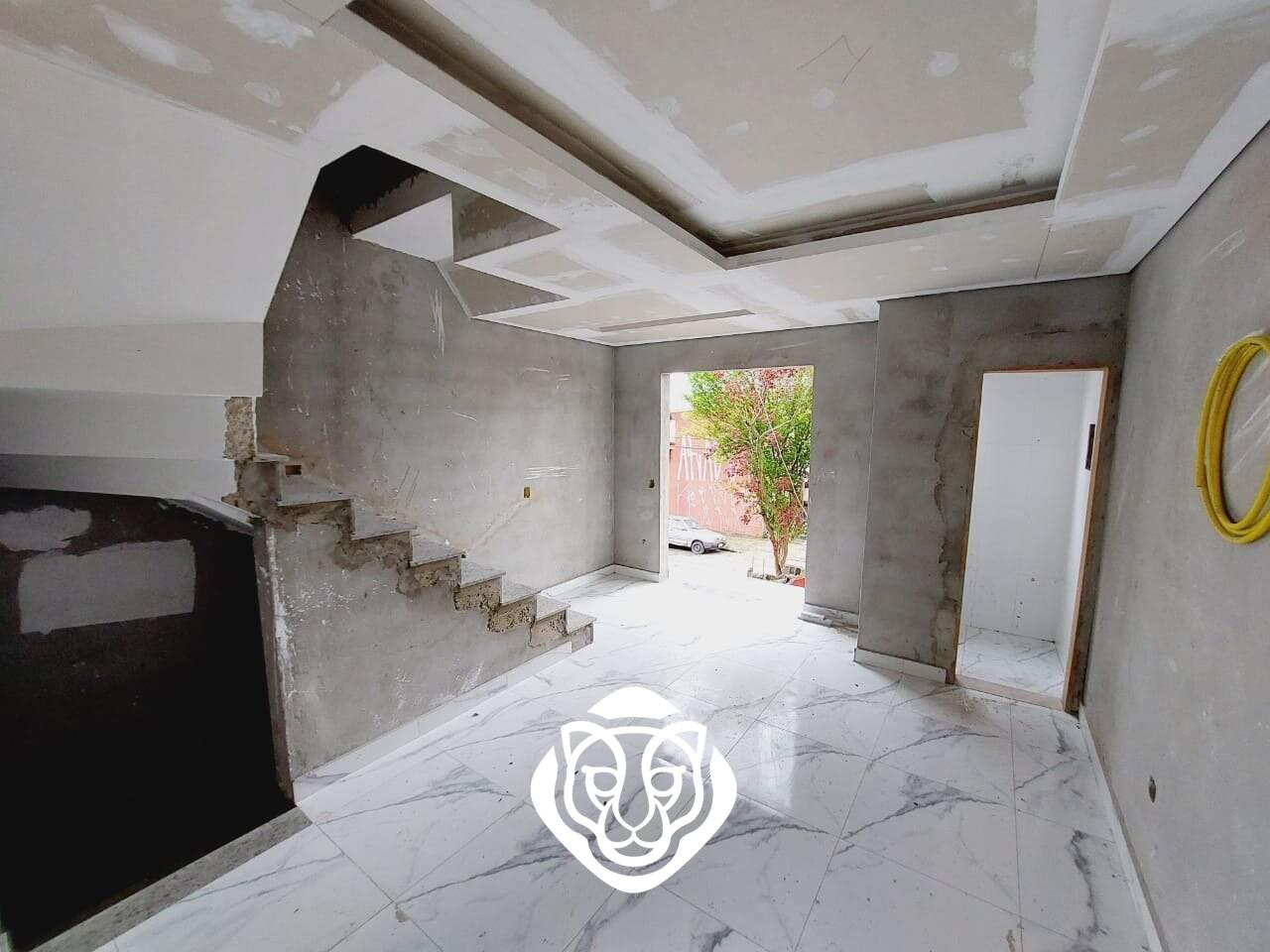 Sala, lavabo e cozinha