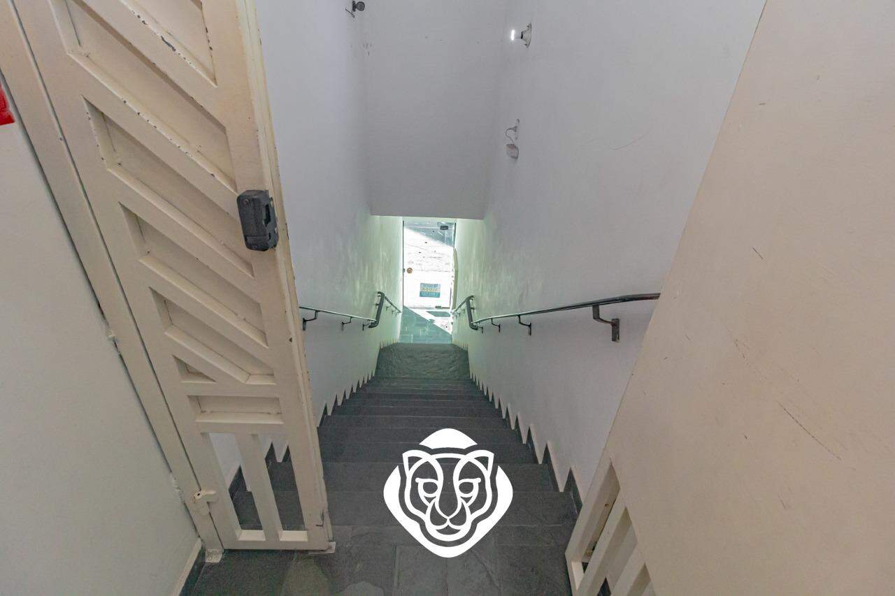 Escada de acesso