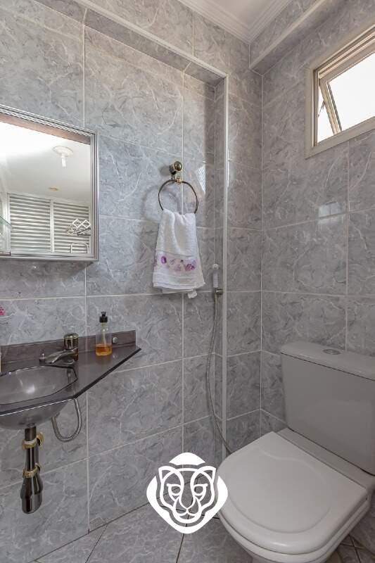 Banheiro de serviço