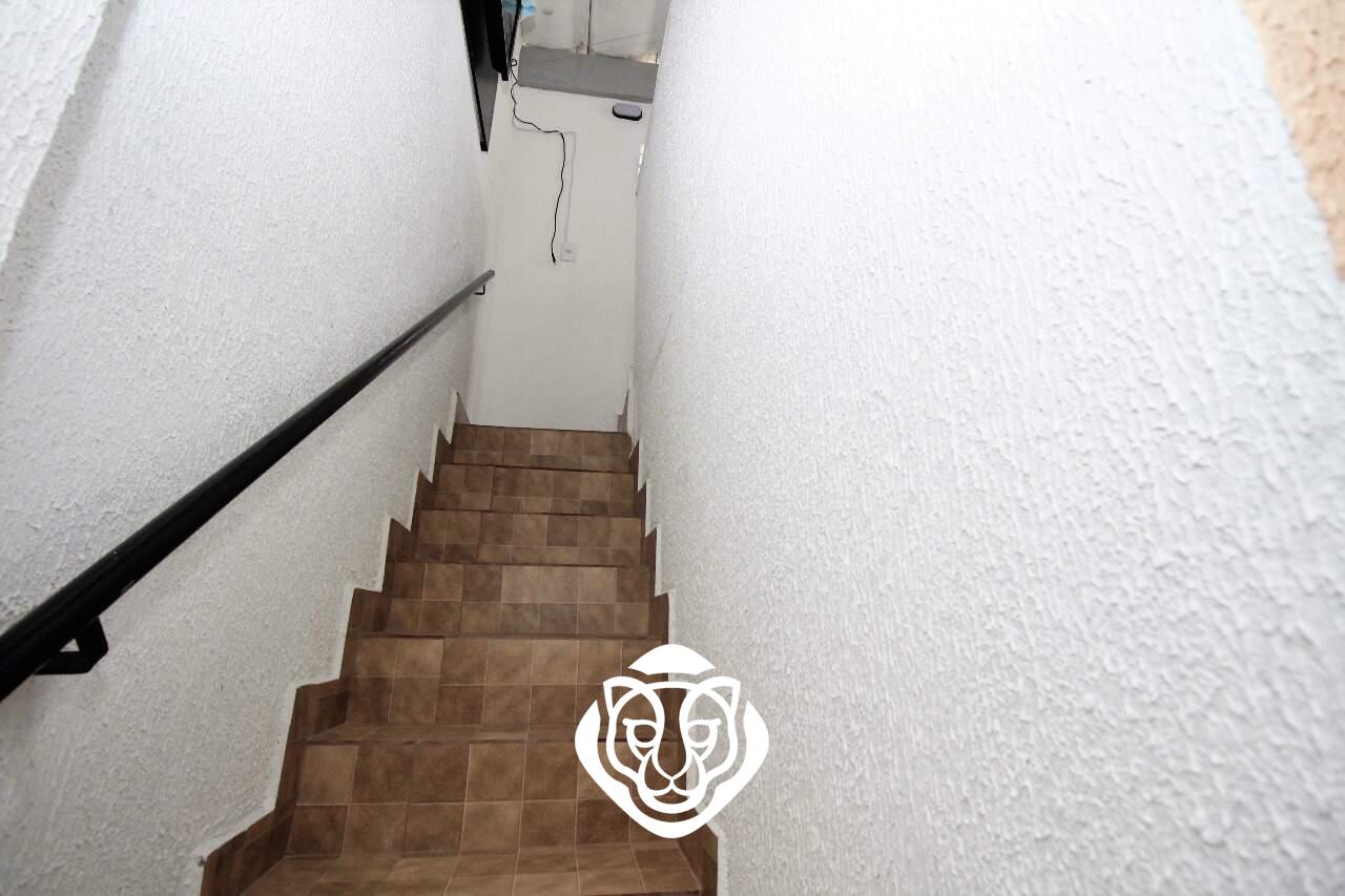 Acesso área de serviço