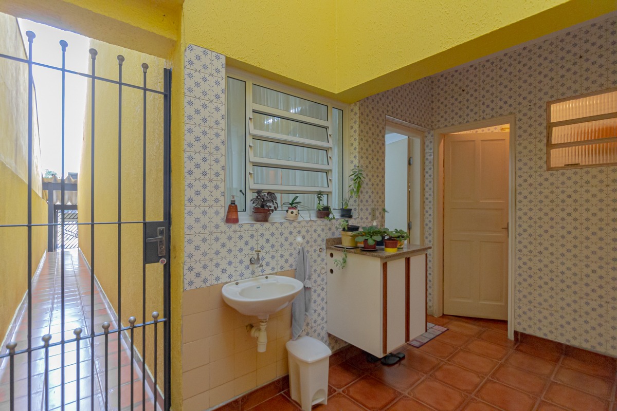 Acesso corredor lateral