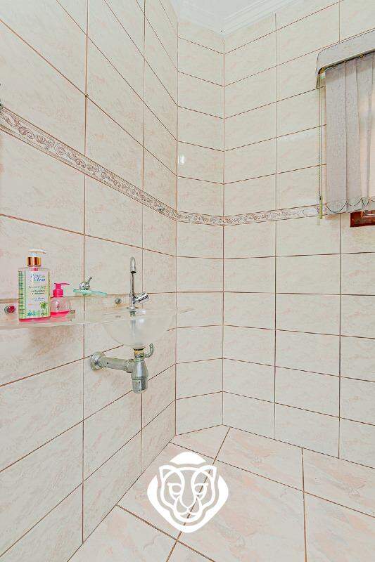 Lavabo casa fundos 