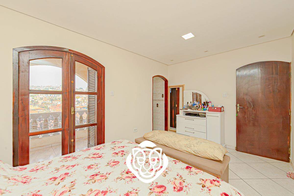 Dormitório suíte 2 casa fundos 