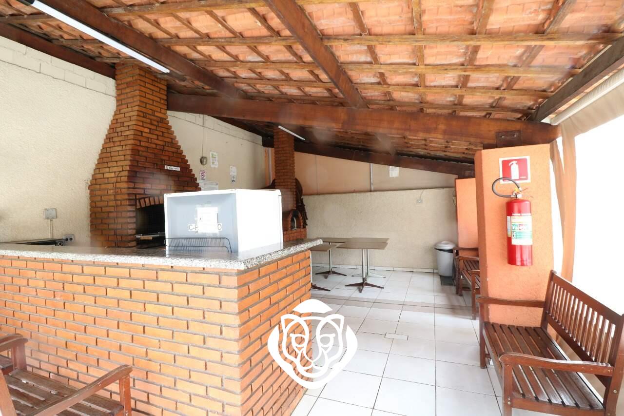 Área de churrasqueira