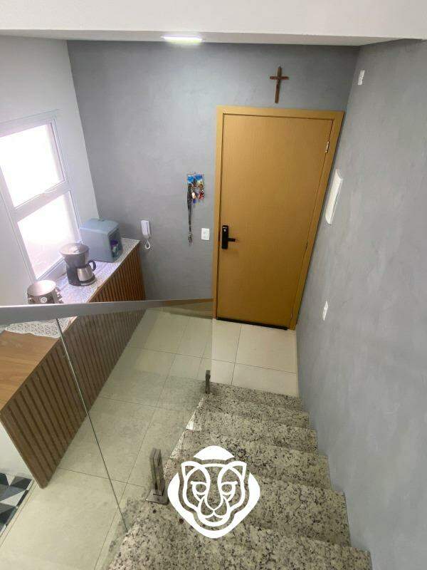 Escada para cobertura
