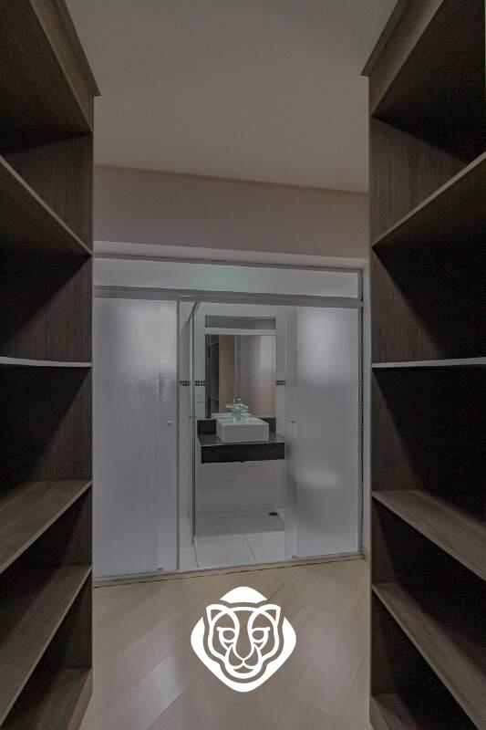 Closet - Dormitório III