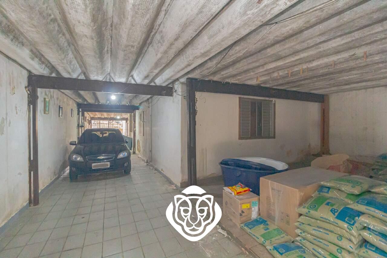 Garagem / Casa I