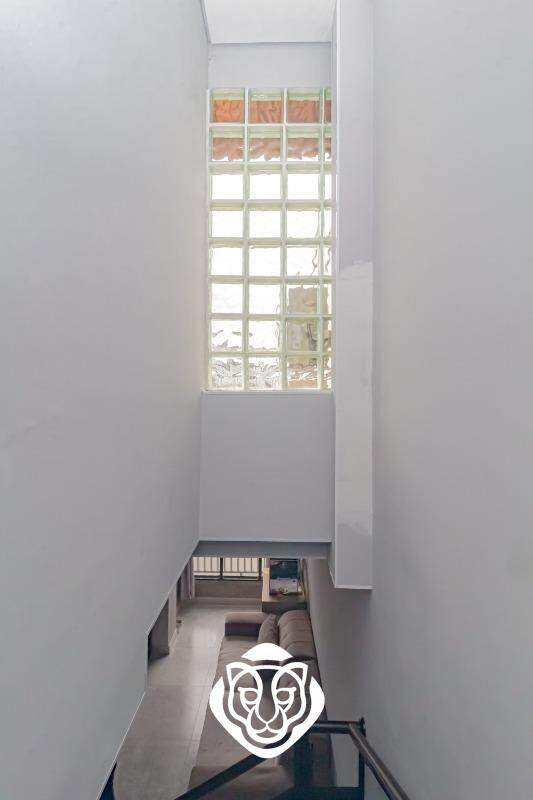 Escada de acesso