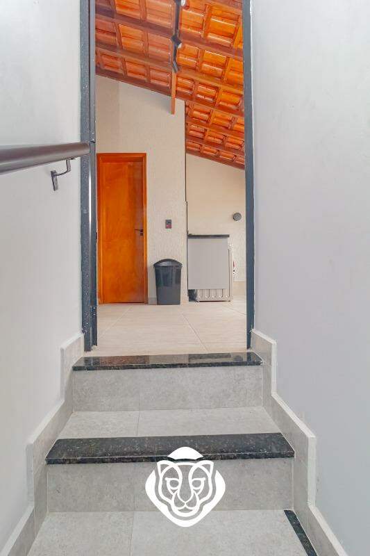 Escada de acesso