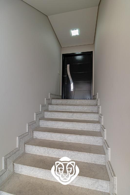 Acesso garagem / Área de lazer