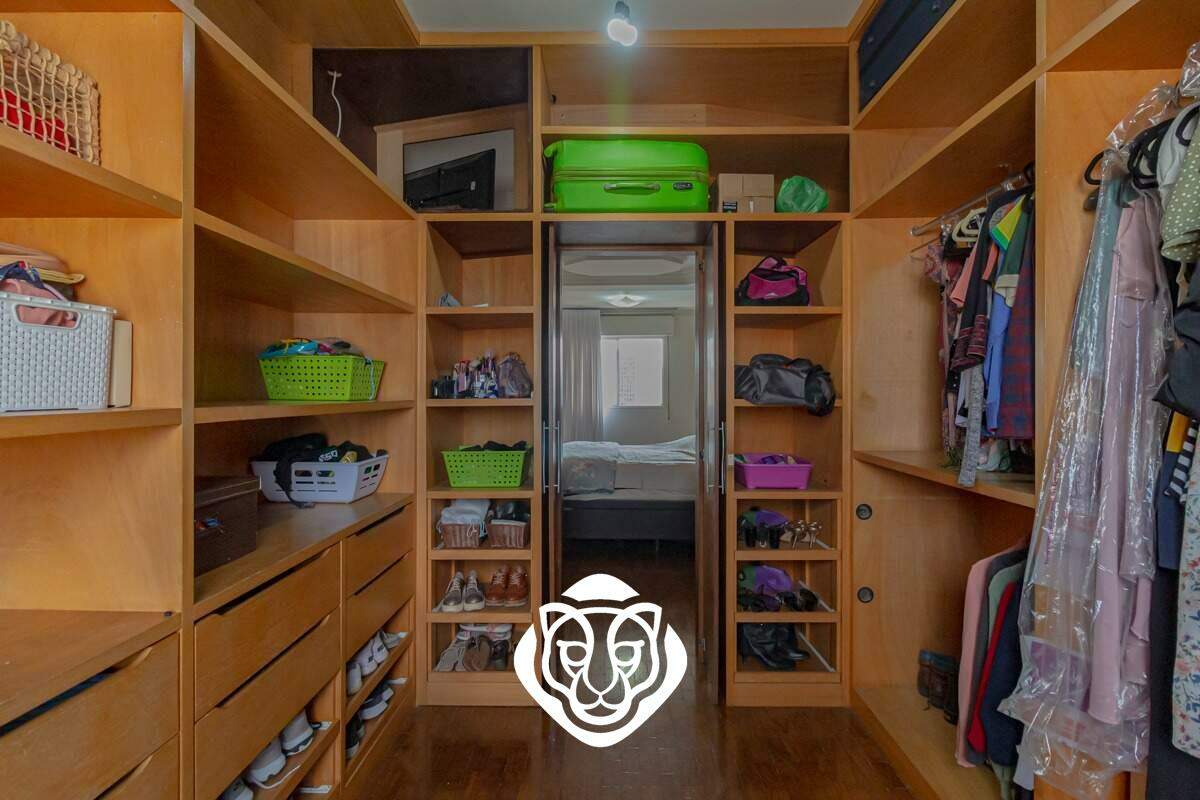 Closet - Dormitório III