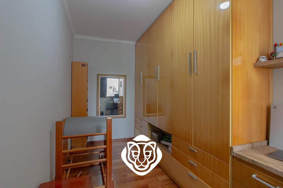 Casa II - Closet - Suíte