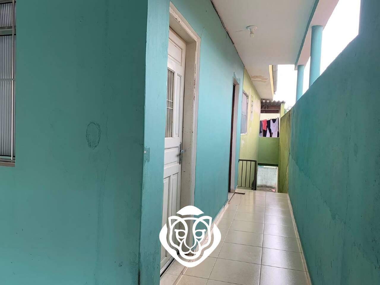 Corredor casa do nivel da rua 