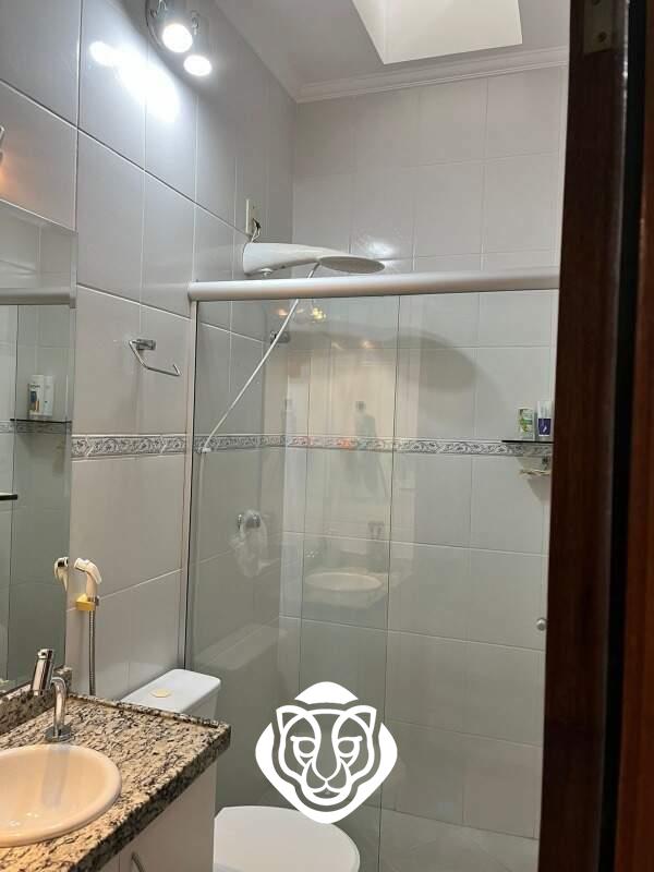 Banheiro dormitório I