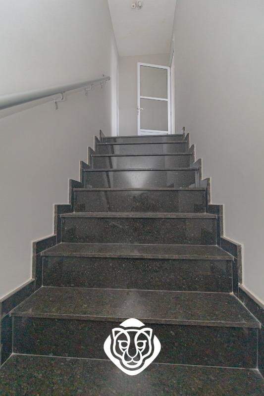 Escada de acesso