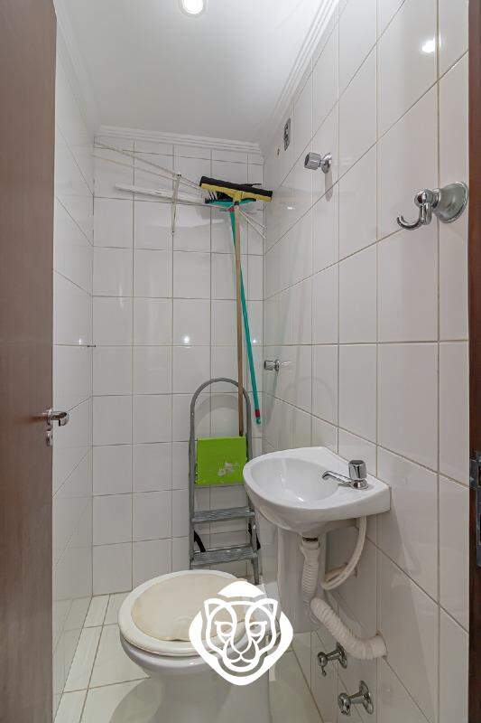 Banheiro de serviço