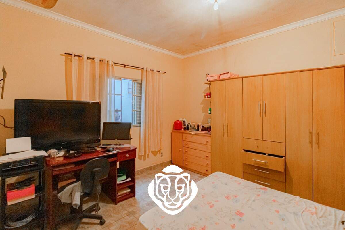 Dormitório II - casa II