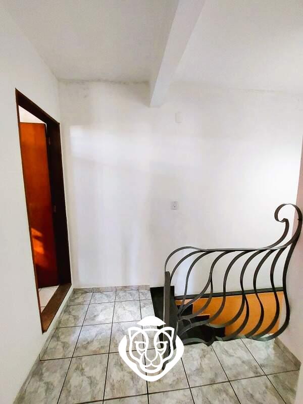 Casa 1 - Escadas dormitórios