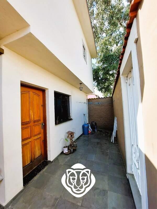 Casa I - Entrada lateral