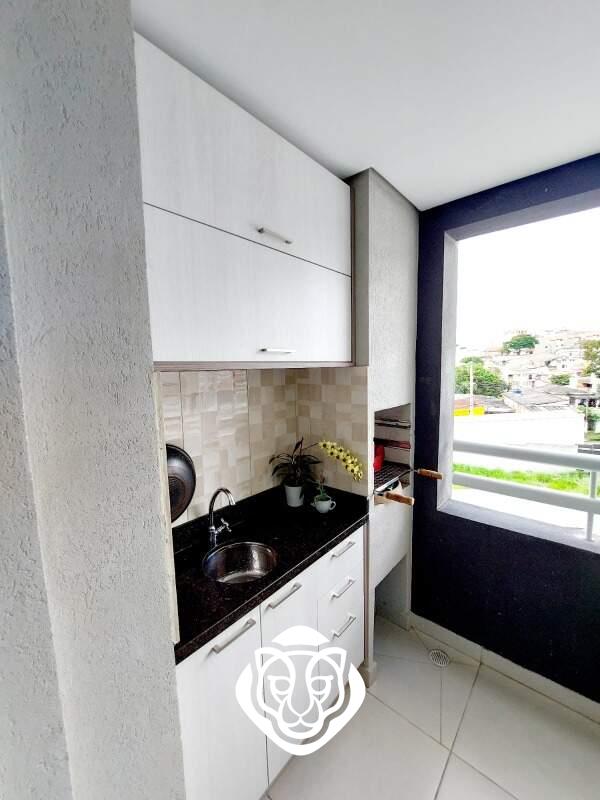 Varanda com churrasqueira 