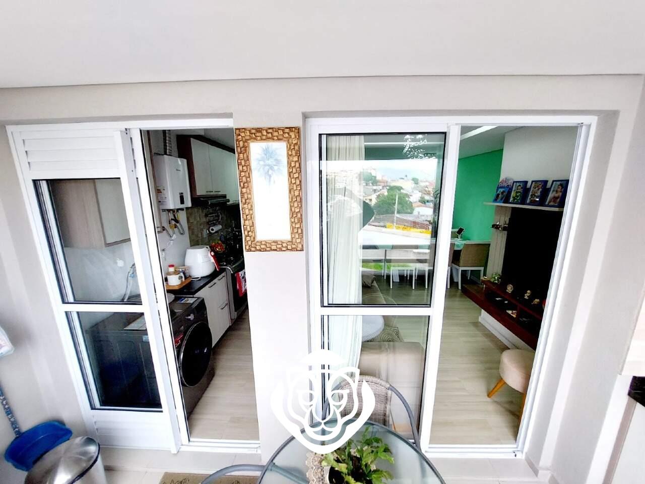 Varanda com churrasqueira 