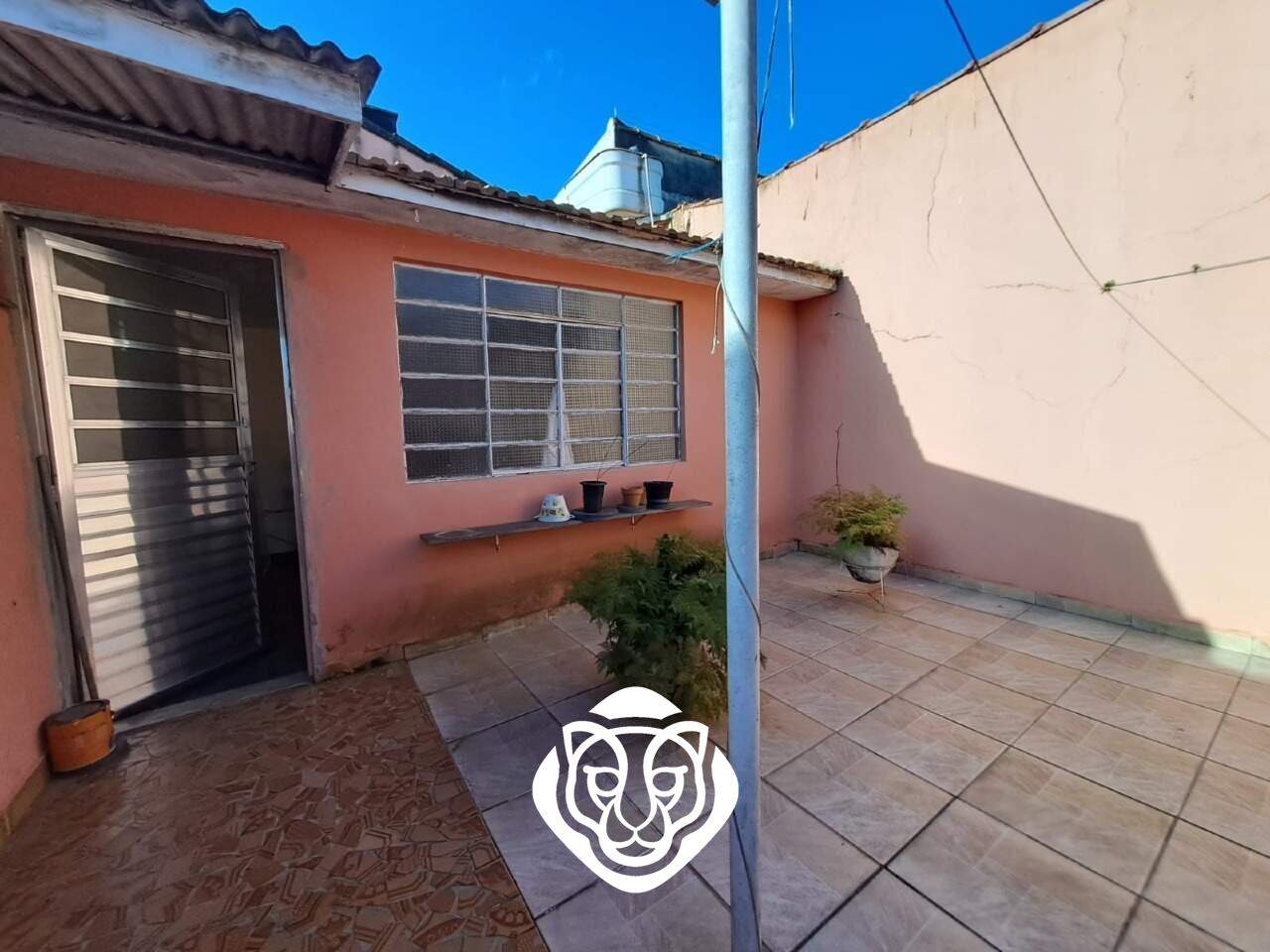 Àrea de serviço e depósito