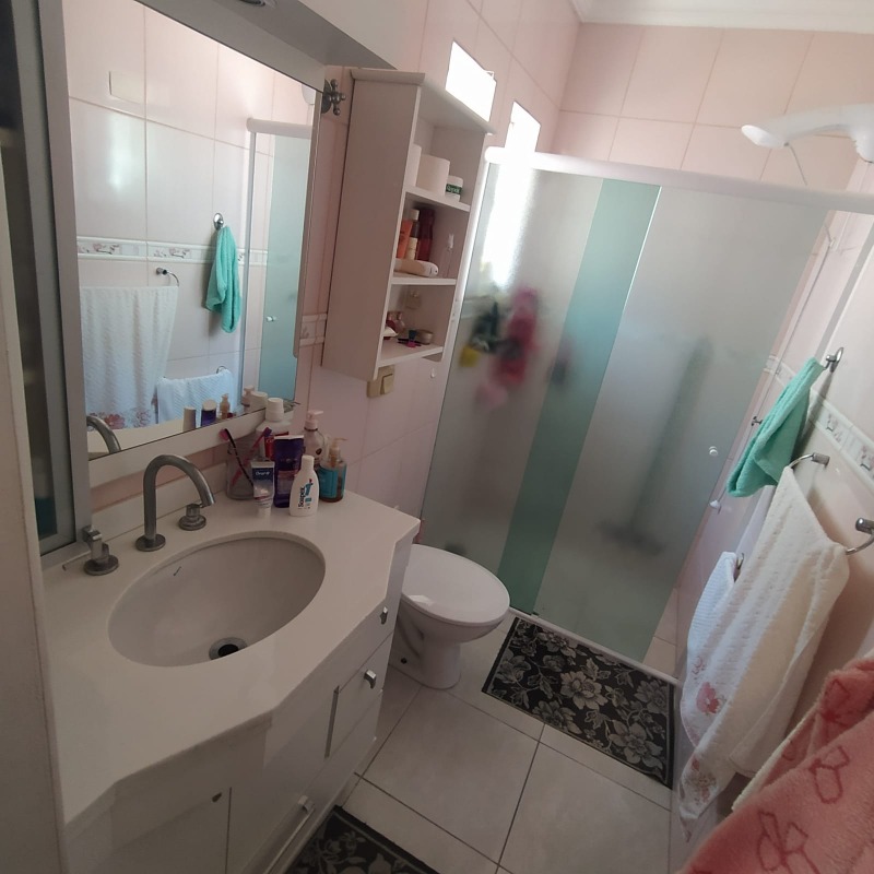 Banheiro dormitório II