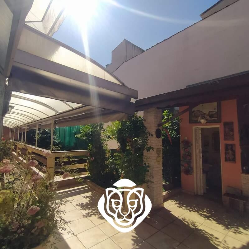 Área de churrasqueira