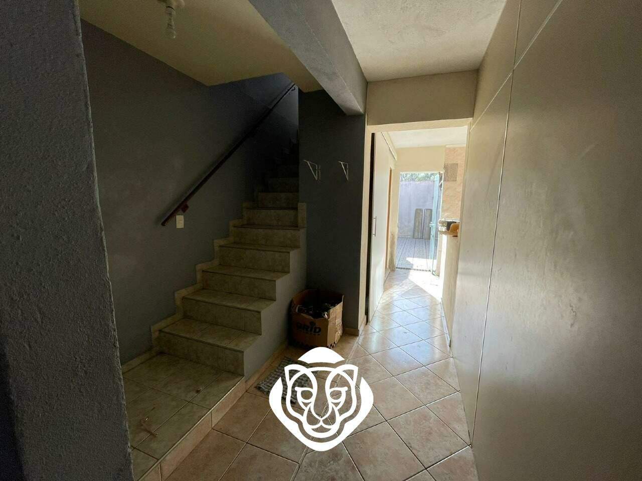 Acesso pela garagem