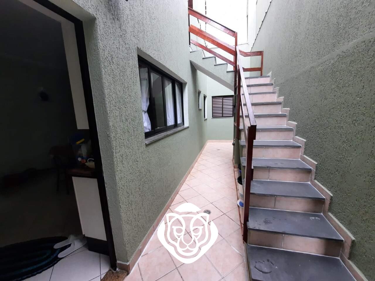 Acesso Salão festas / Área serviço apoio