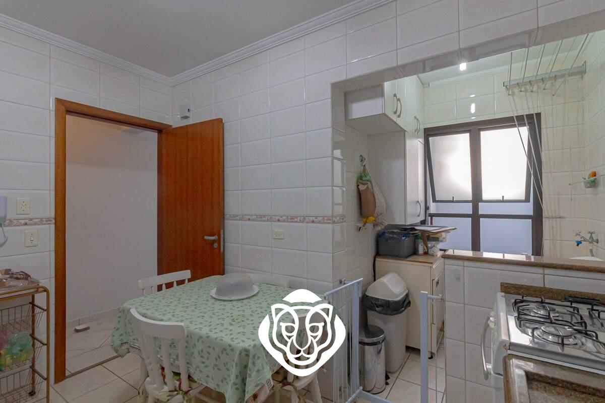 Cozinha / Área de serviço