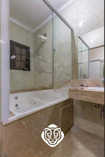 Banheiro dormitório I