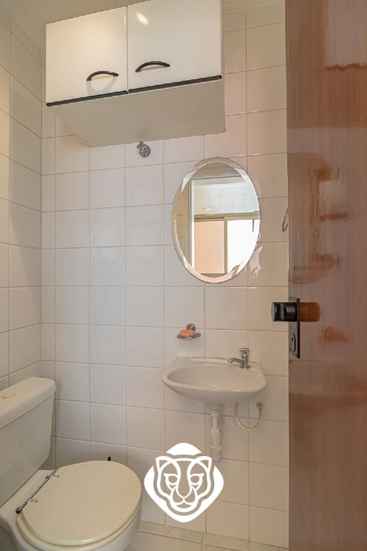 Banheiro de serviço