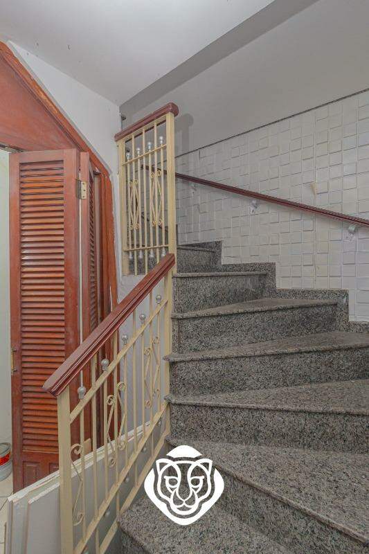 Escada de acesso
