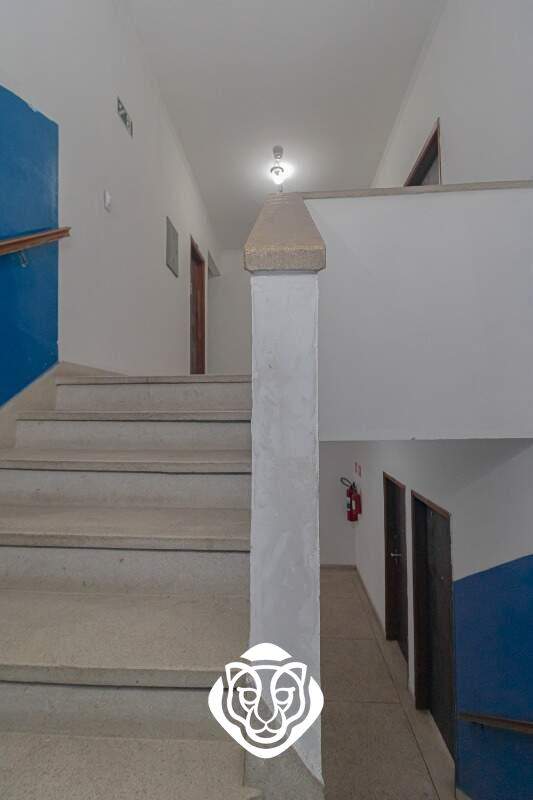 Escada de acesso