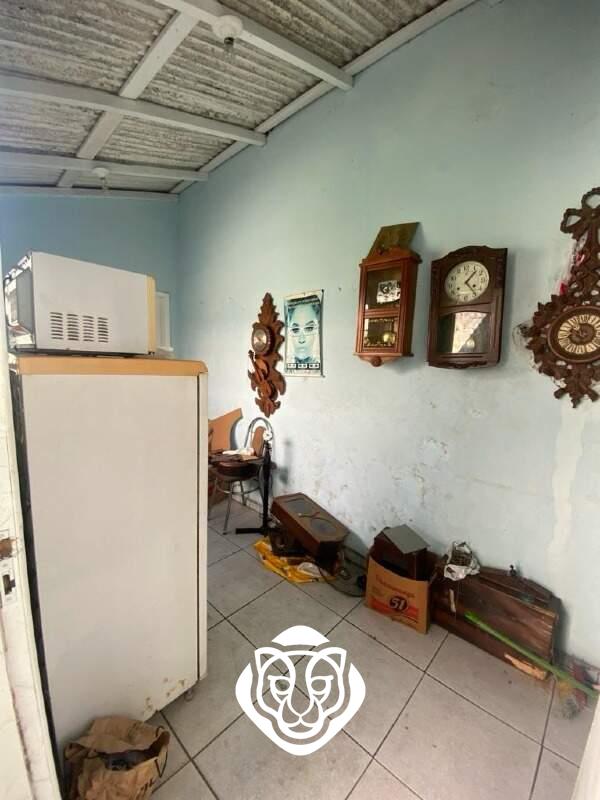 Salão comercial / Cozinha 