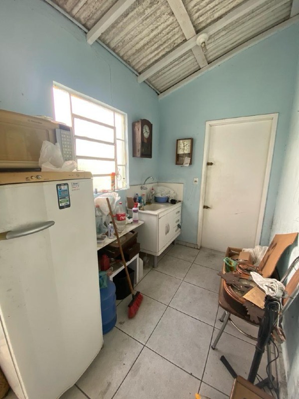 Salão comercial / cozinhas 