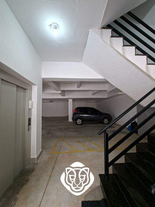 Garagem / Elevador