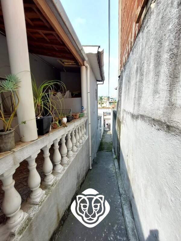 Entrada lateral 