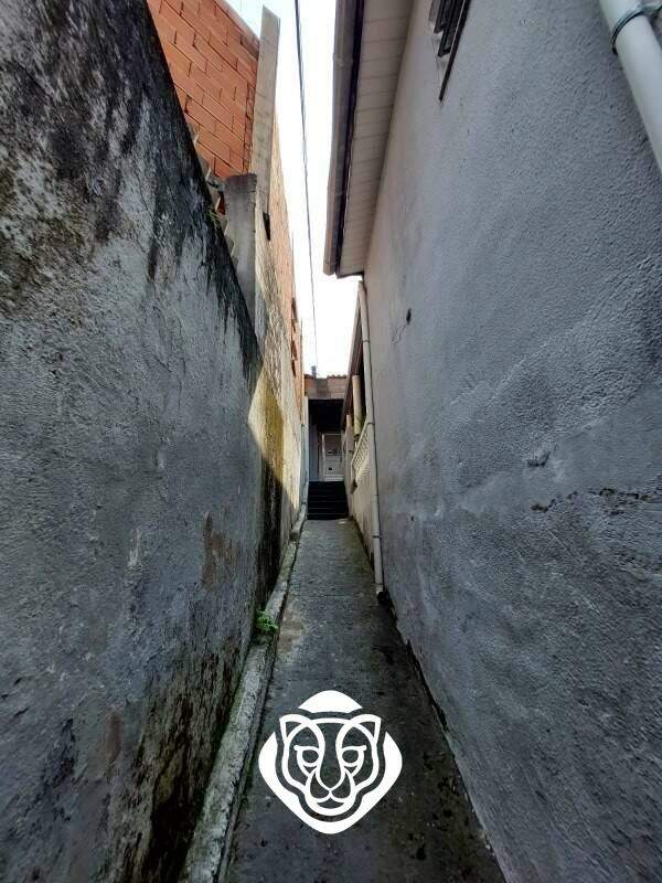 Entrada lateral 