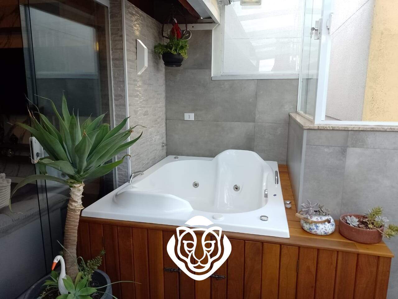 Jacuzzi