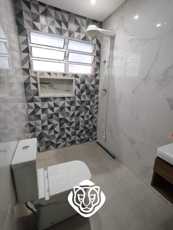 Banheiro suíte Dormitório II