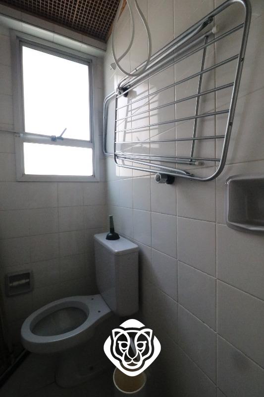 Banheiro de serviço 