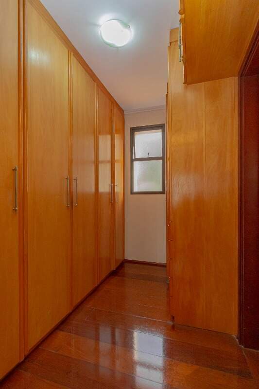 Closet - Dormitório III