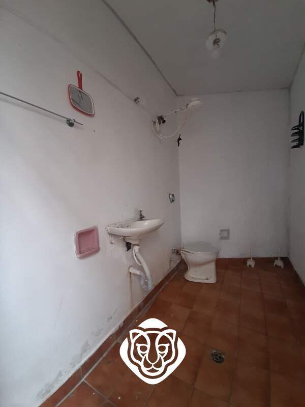 Banheiro fundos