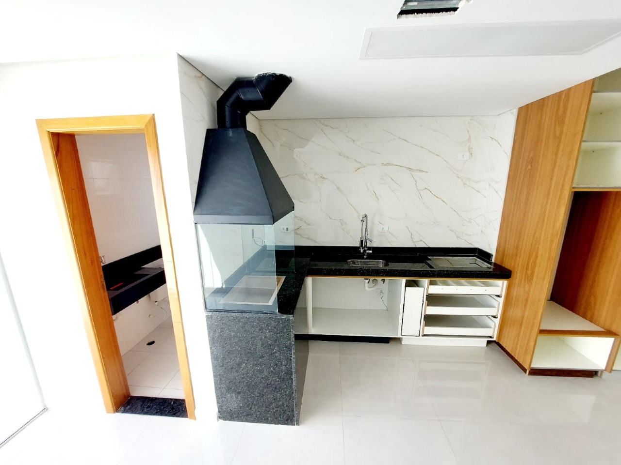 Cobertura com churrasqueira