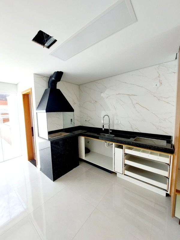 Cobertura com churrasqueira